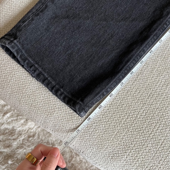 Abercrombie Curve Love Ultra High Rise 90s Straight Jean Black 28 / 6 Regular - Picture 12 of 14